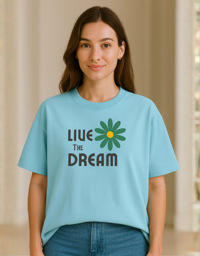 Live the Dream – Classic Oversized Tee